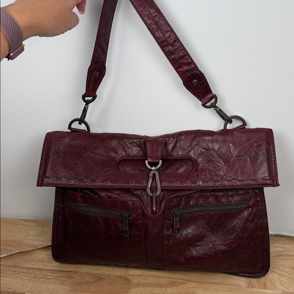 NWOT | Rare | Matt and Nat | Shoulder [handbag] Bag with keychain - Picture 12 of 16